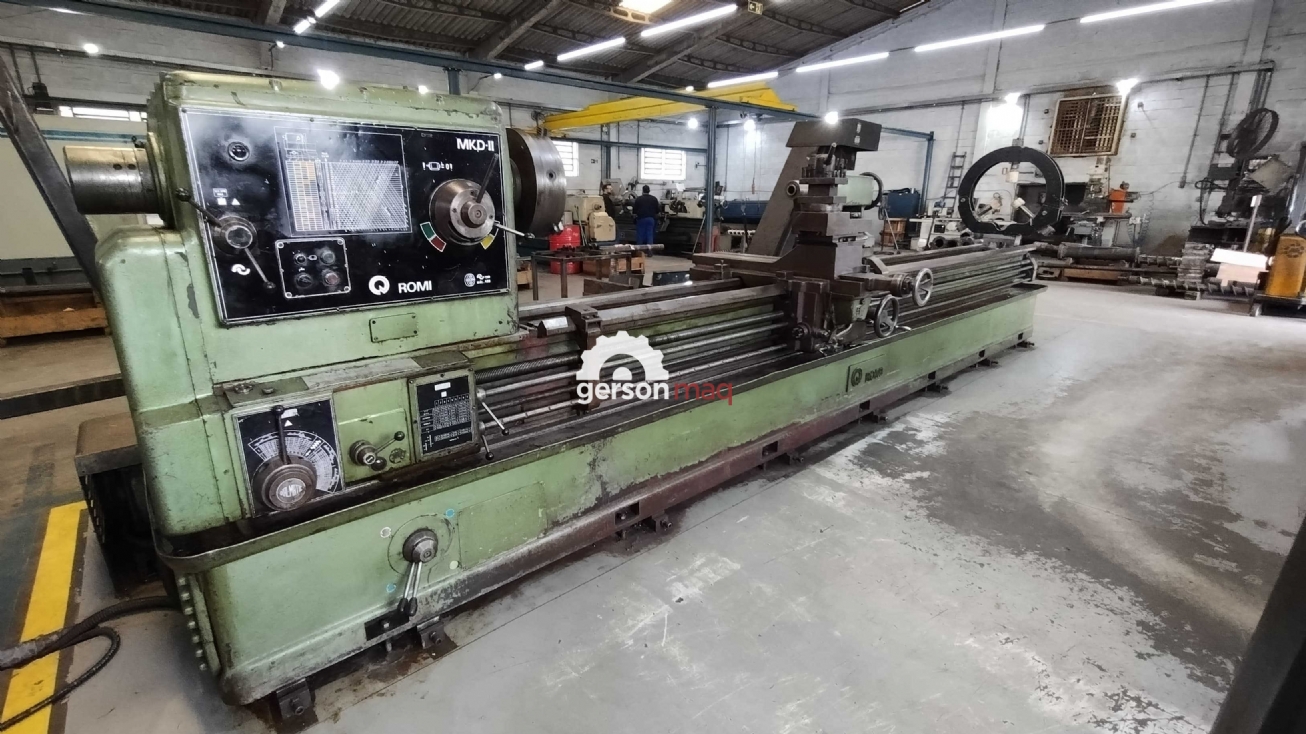 TORNO MECANICO ROMI MKD II - 1000 X 5000 mm